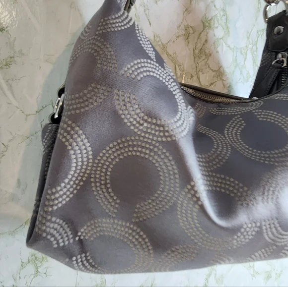 Vintage Coach Patent Trim Handbag - Picture 8 of 16